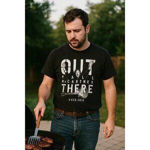 Paul McCartney 2014 Out There Concert Tee Black Size Medium